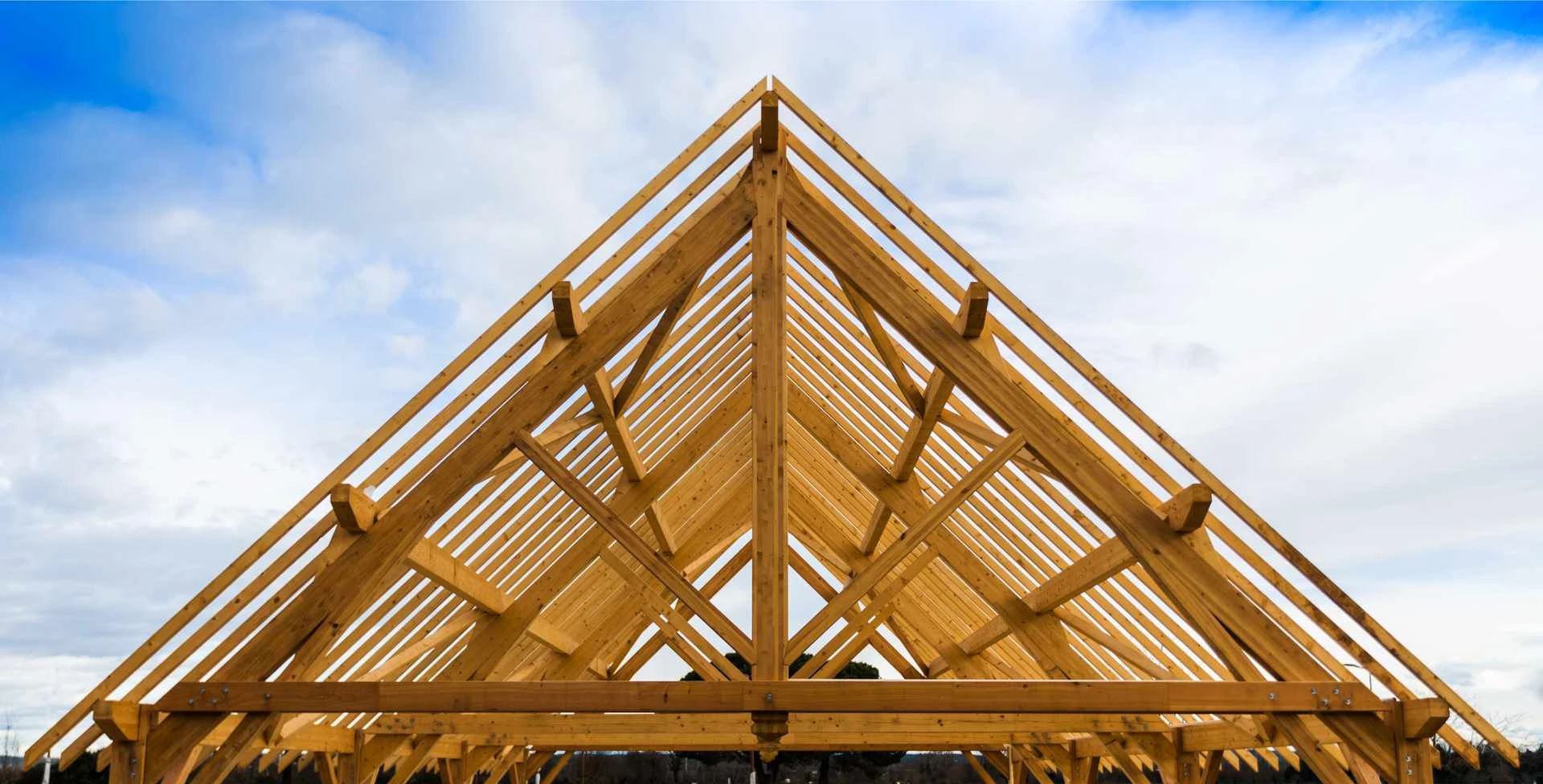 TERRE ET CIEL COUVERTURE -Pose et réparation de charpentes à Barlin – TERRE ET CIEL COUVERTURE